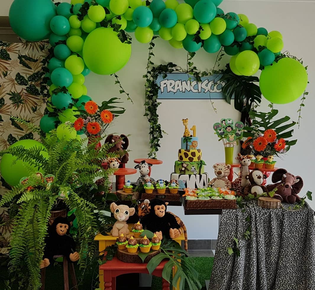 decoração de aniversário safari