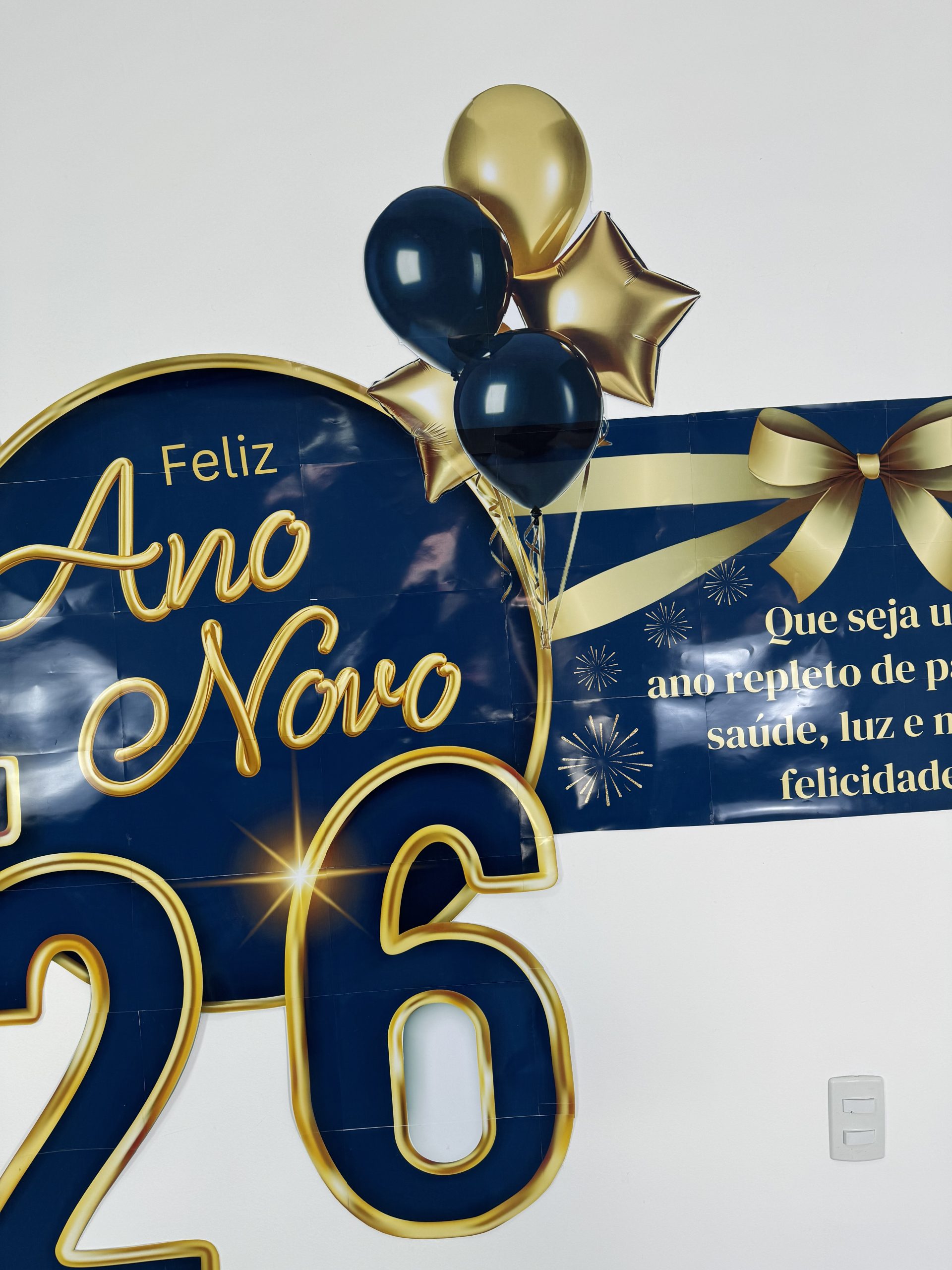 decoração ano novo azul vs dourado