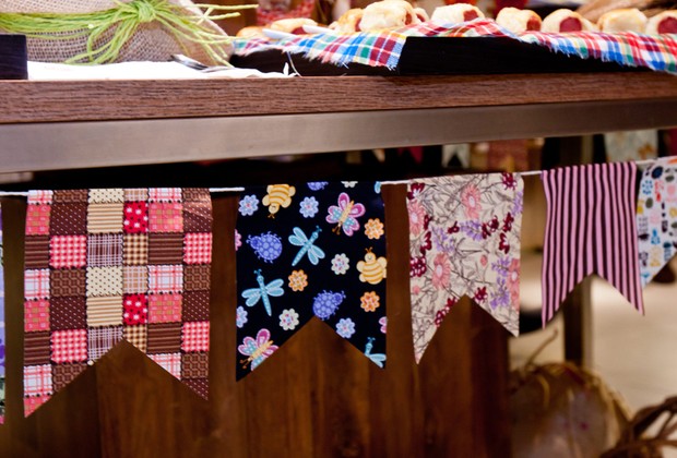 bandeirolas de feltro para quarto de bebê passo a passo