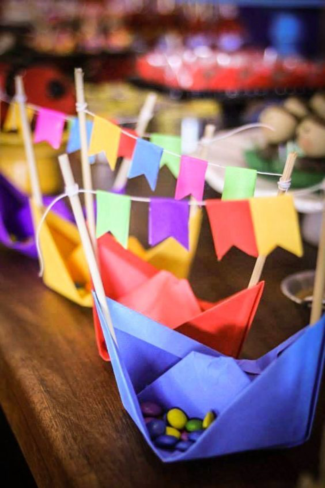 quanto custa bandeirolas personalizadas para aniversário