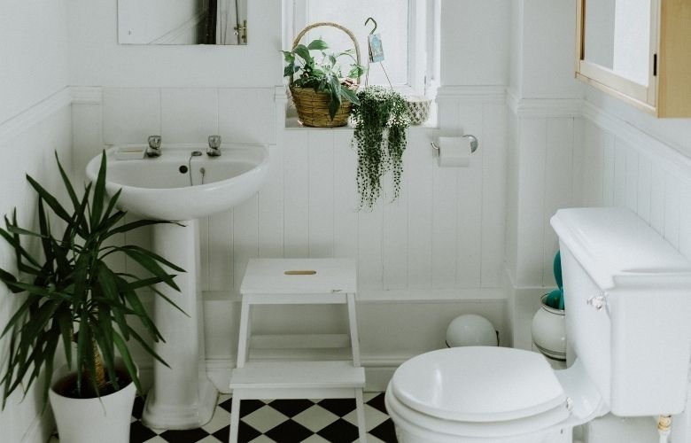 5 Ideias para um Banheiro Moderno e Funcional
Como Transformar seu Banheiro em um Santuário de Autocuidado
Tendências de Cores e Revestimentos para Banheiros Modernos
Soluções Inteligentes para Banheiros Pequenos e Modernos
Iluminação e Metais: Os Detalhes que Definem um Banheiro Moderno