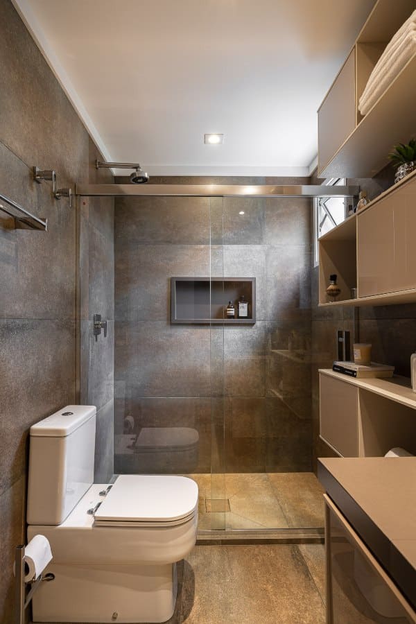 5 Ideias para um Banheiro Moderno e Funcional
Como Transformar seu Banheiro em um Santuário de Autocuidado
Tendências de Cores e Revestimentos para Banheiros Modernos
Soluções Inteligentes para Banheiros Pequenos e Modernos
Iluminação e Metais: Os Detalhes que Definem um Banheiro Moderno