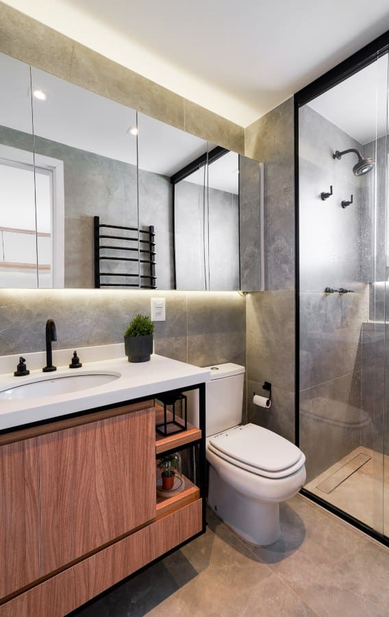 5 Ideias para um Banheiro Moderno e Funcional
Como Transformar seu Banheiro em um Santuário de Autocuidado
Tendências de Cores e Revestimentos para Banheiros Modernos
Soluções Inteligentes para Banheiros Pequenos e Modernos
Iluminação e Metais: Os Detalhes que Definem um Banheiro Moderno