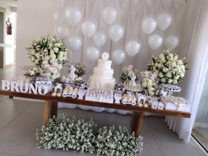 decoração de batismo simples