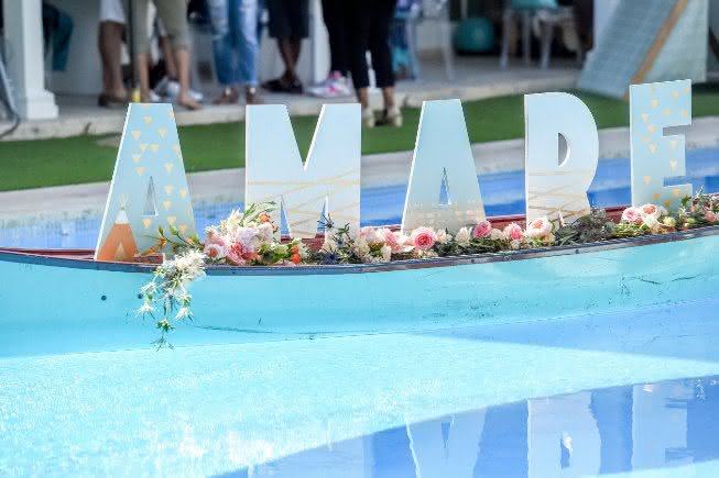 decoração de bexiga na piscina