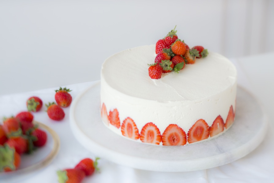 Drip Cake de Morango: Passo a Passo para um Visual Impactante