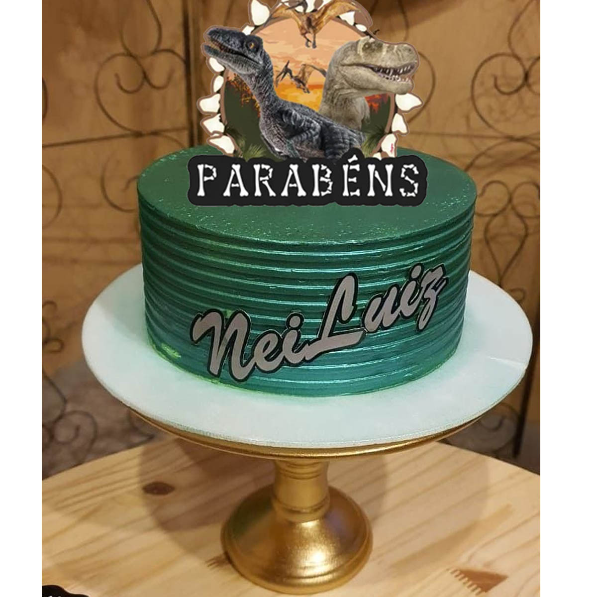 ideias decoração bolo dinossauro criativas