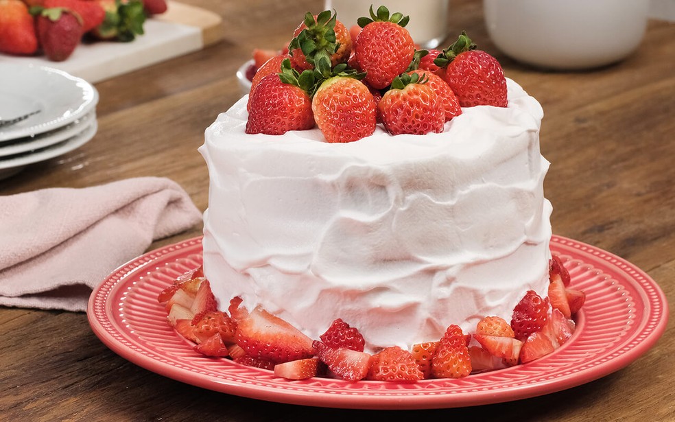 como evitar chantilly poroso no bolo feminino