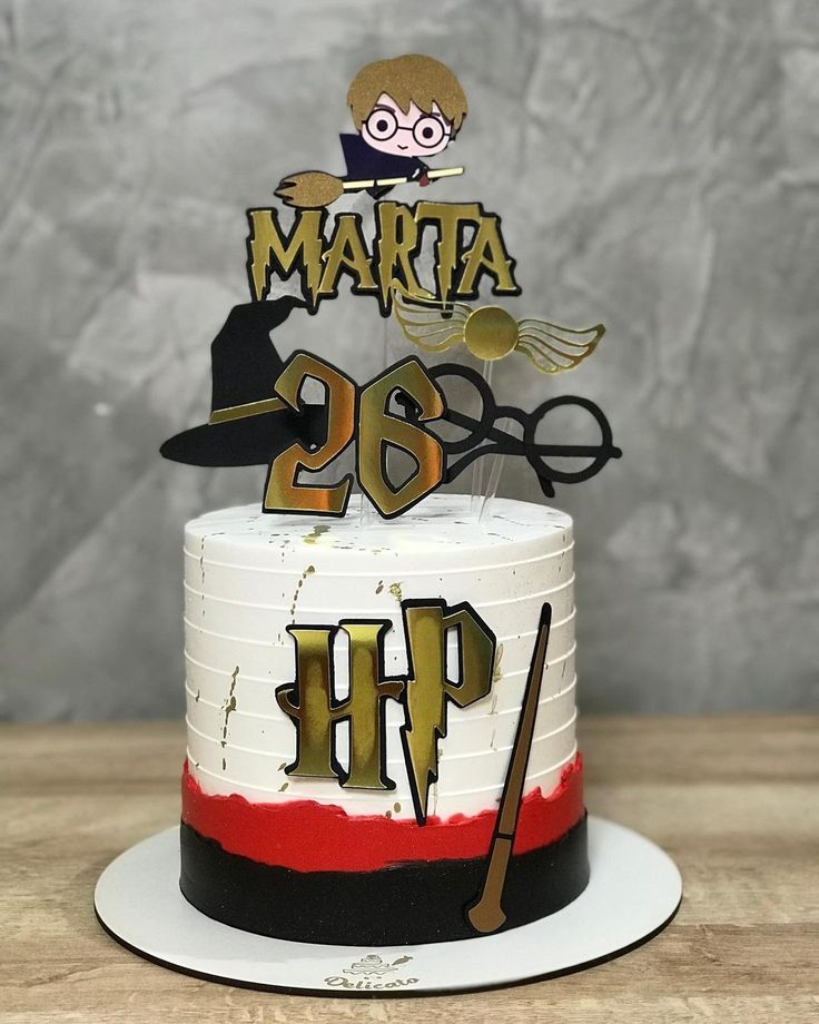 ideias de decoração bolo preto para festas