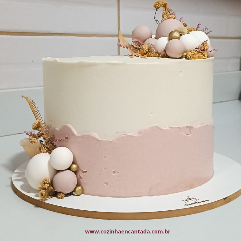 Desvendando o Naked Cake: Dicas para um Bolo Pelado Perfeito