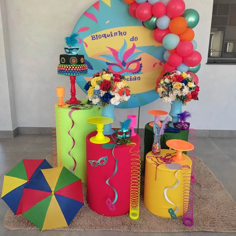 DIY de Carnaval: Crie Seus Próprios Enfeites Festivos