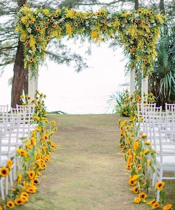 custo decoração casamento amarelo e branco rústico