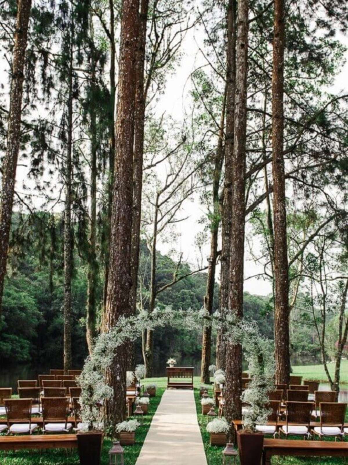 decoração de casamento ao ar livre rústico