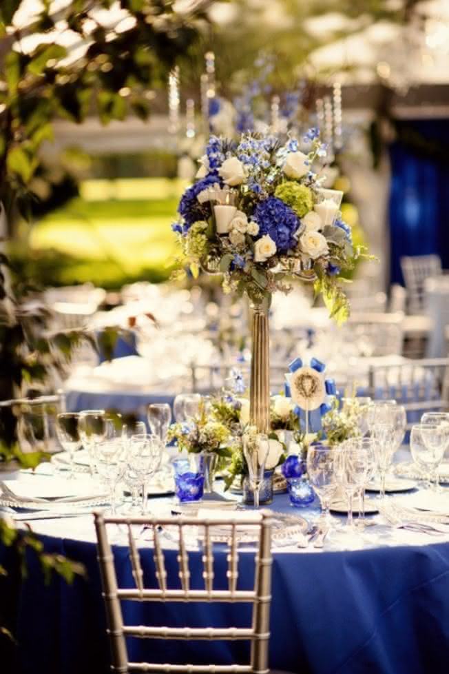 50 ideias de decoração casamento azul royal e branco