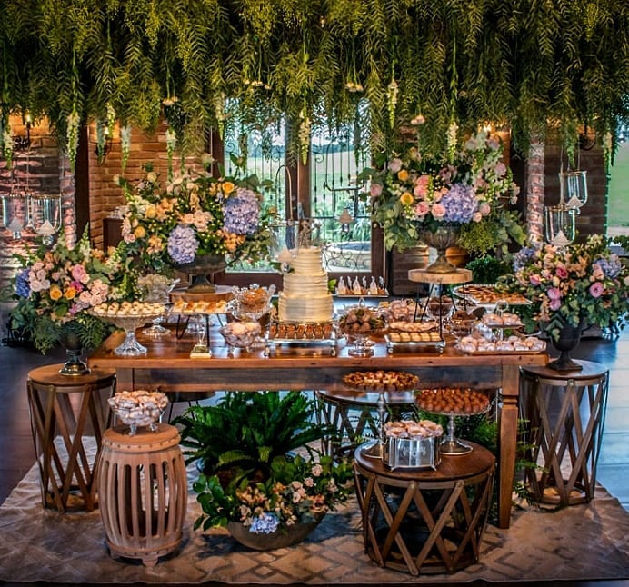 quanto custa decoração de casamento com flores do campo