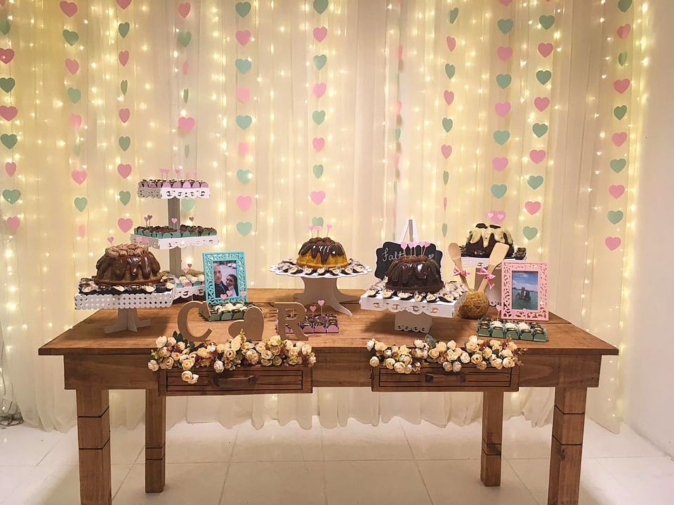 Buffet ou Mesa Central: Qual o Melhor Estilo de Decoração para seu Chá da Tarde?