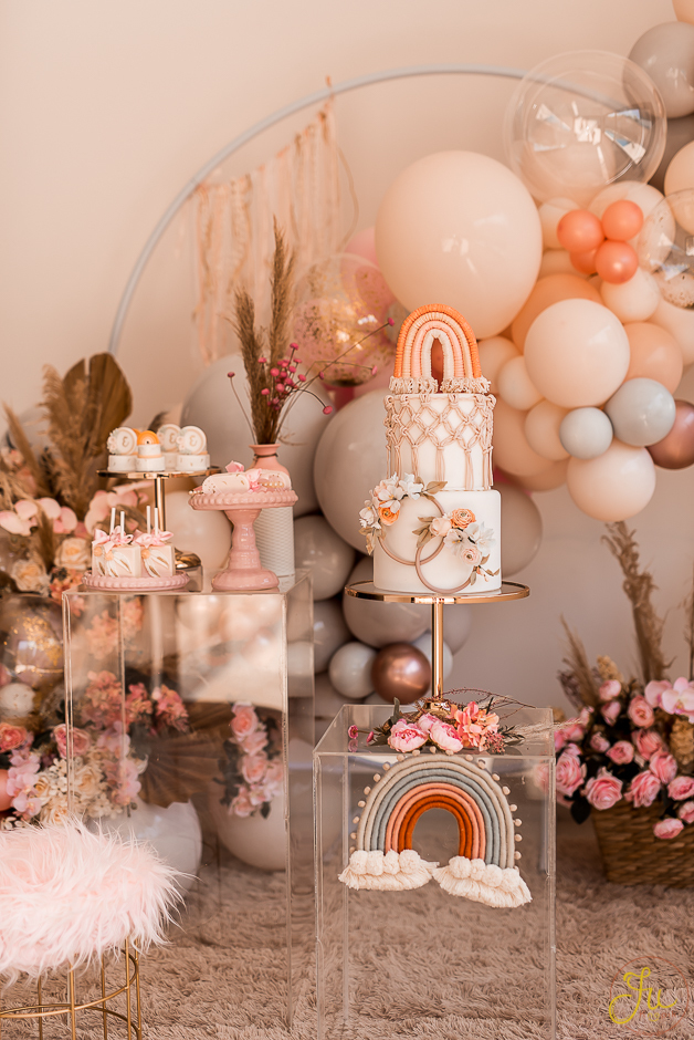 Passo a Passo: Faça Você Mesmo um Bolo de Fraldas Perfeito