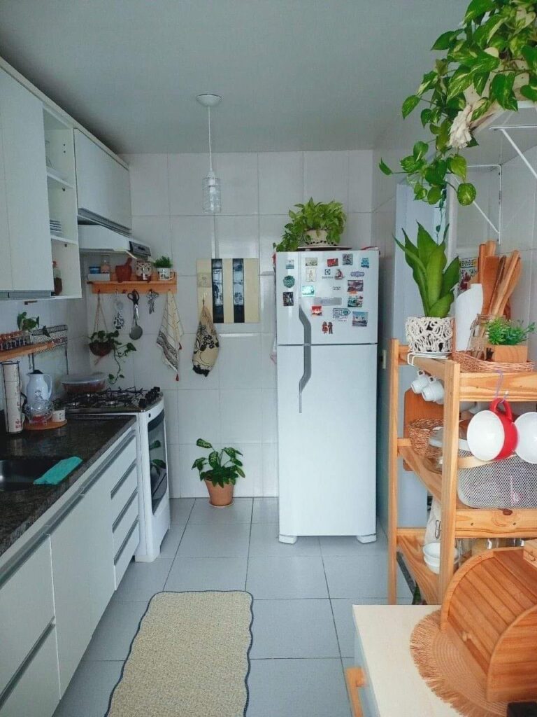 Pintura de Armários de Cozinha: Dicas para um Visual Novo e Barato