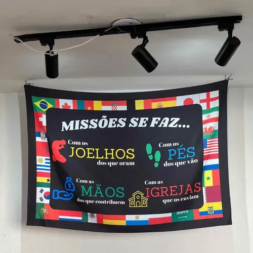 decoração de culto de missões com balões