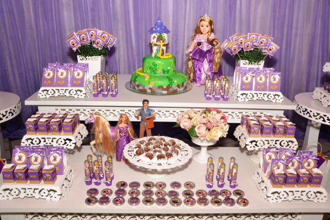 quanto custa decoração festa rapunzel barata
