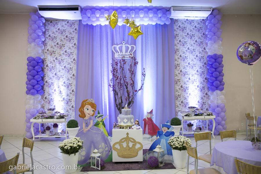 ideias criativas decoração festa princesa sofia 1 ano