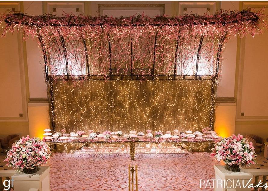 Decoração Minimalista para 15 Anos: Elegância e Economia