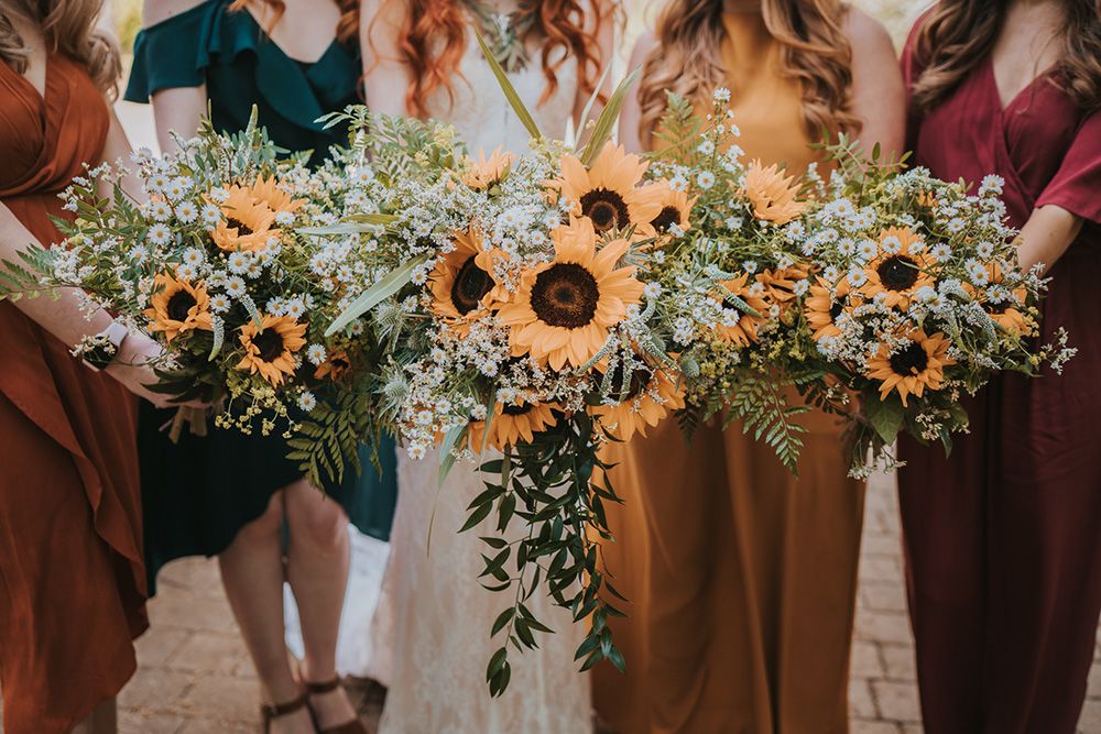 Transforme Sua Casa com Girassóis: Dicas de Decoração para Sala