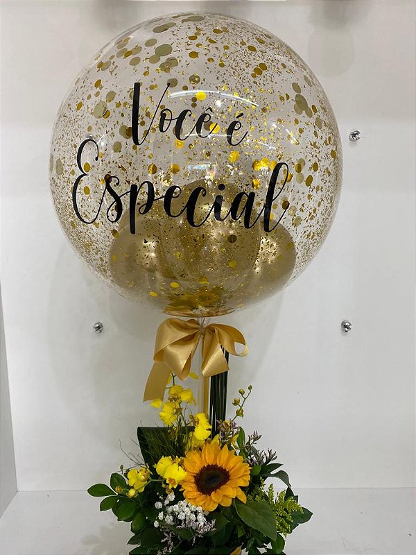 decoração de girassol com balão