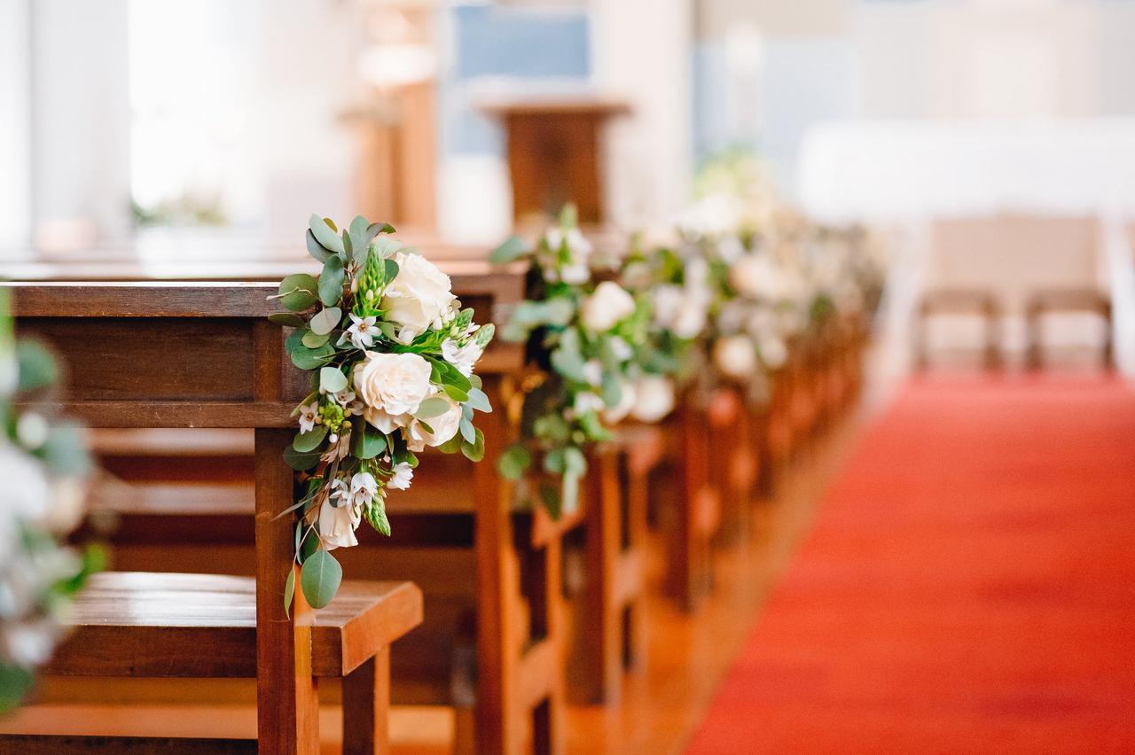 Inspirações de corredor de igreja para casamentos