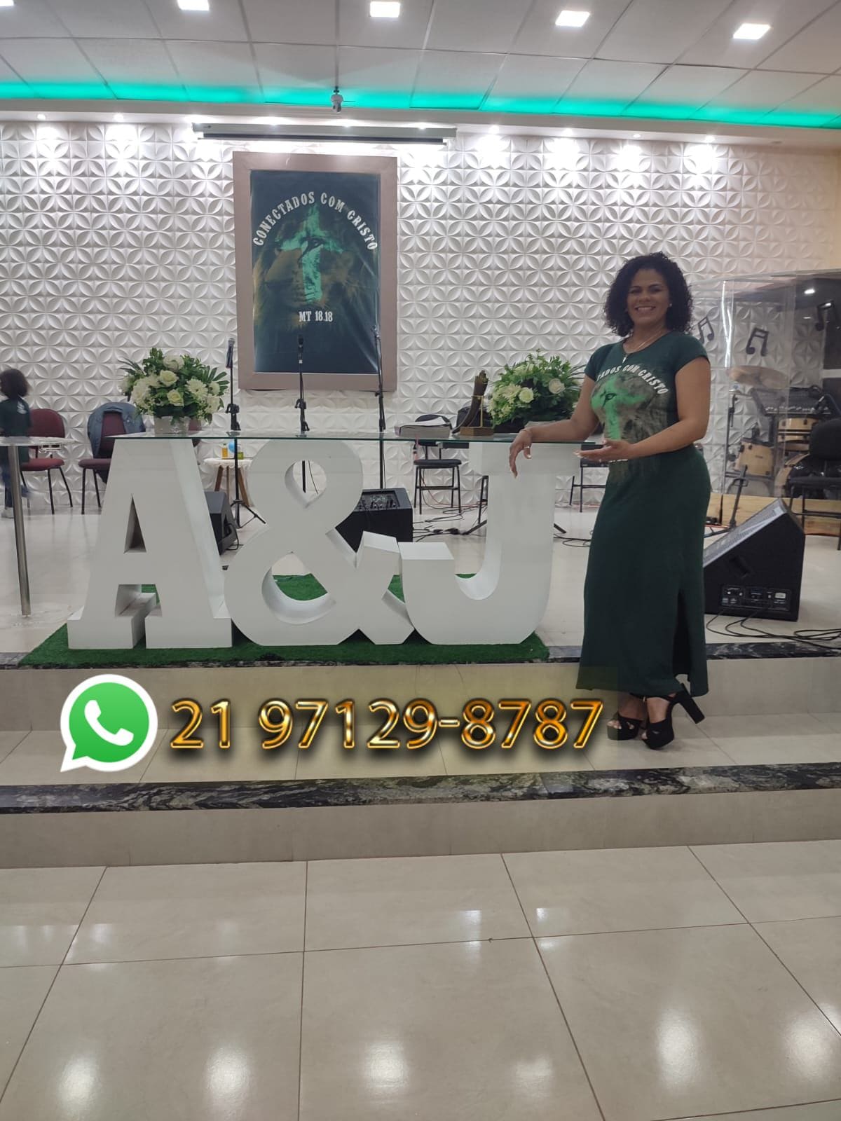 decoração de igreja simples para festividade