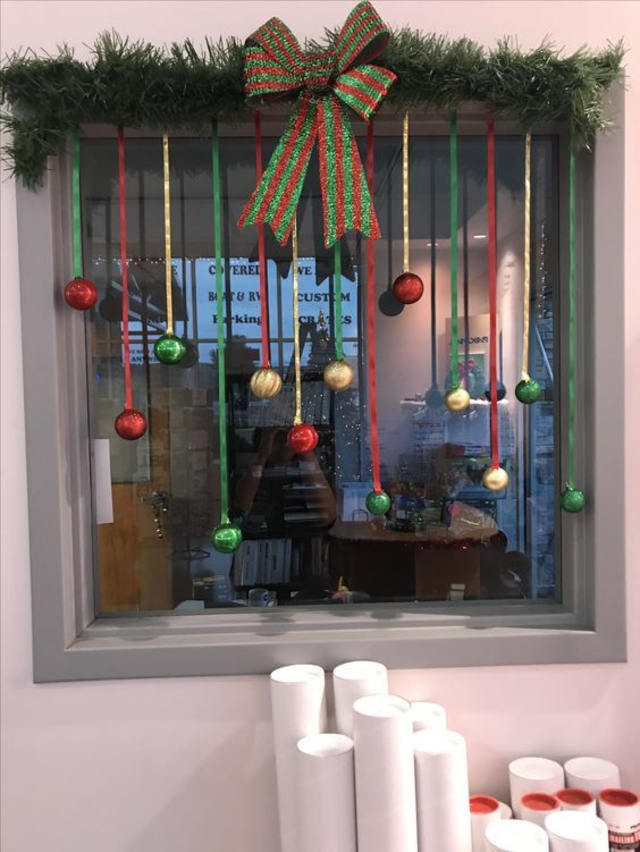 ideias criativas decoração janela natal