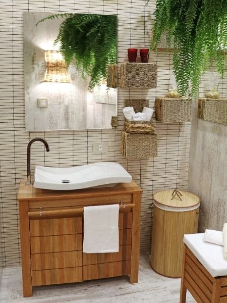 5 ideias de decoração para lavabos modernos
Como escolher revestimentos para lavabo em 2026
Iluminação e espelhos: o segredo para um lavabo elegante
Acessórios que transformam seu lavabo
Tendências de cores e materiais para lavabos