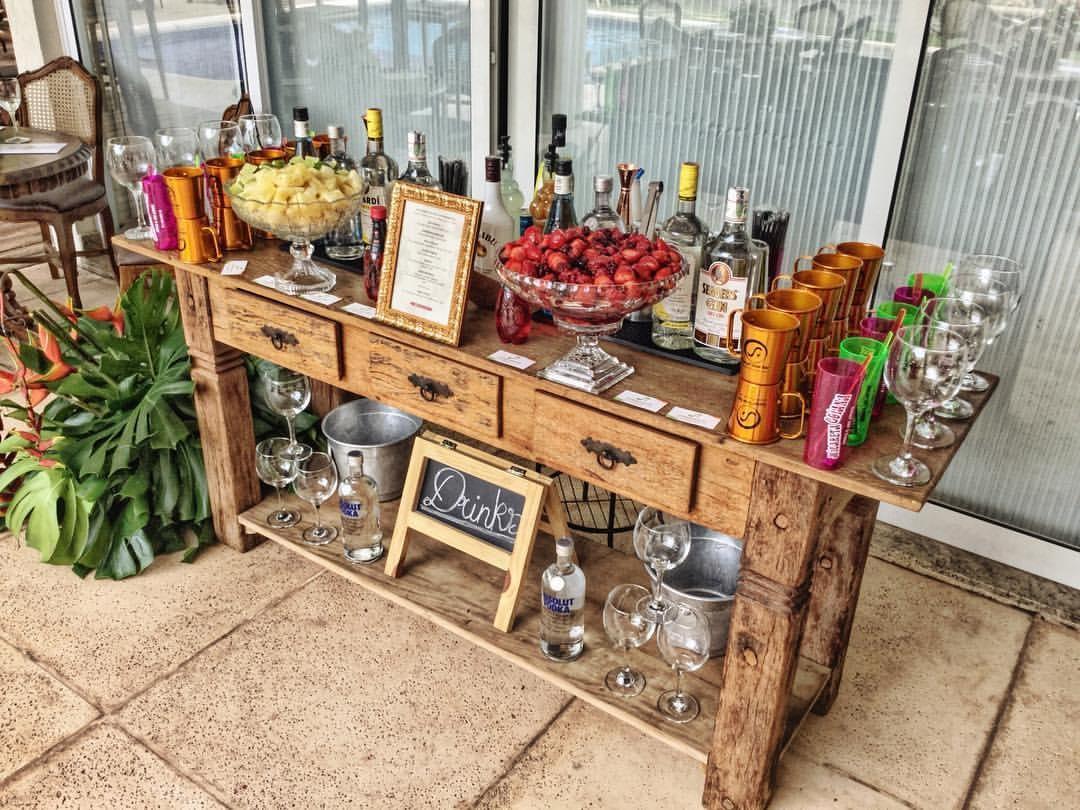 decoração de mesa de bebidas