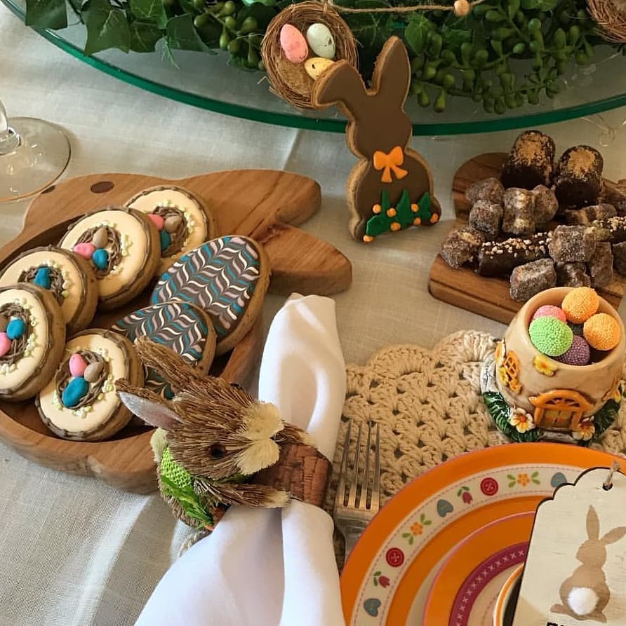 decoração de mesa de páscoa simples