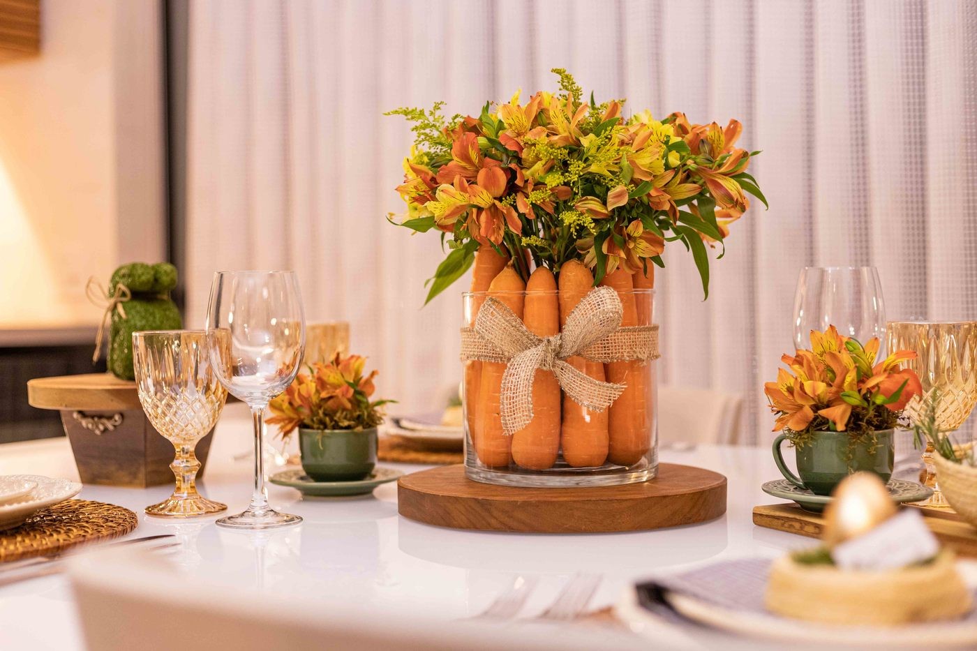 5 Ideias Criativas para uma Mesa de Páscoa Inesquecível
Decoração de Páscoa: O Guia Completo para uma Mesa Encantadora
Transforme sua Mesa de Páscoa com Decorações Simples e Elegantes
DIY para Páscoa: Crie Enfeites Incríveis e Econômicos
Como Montar uma Mesa de Páscoa Sofisticada sem Gastar Muito