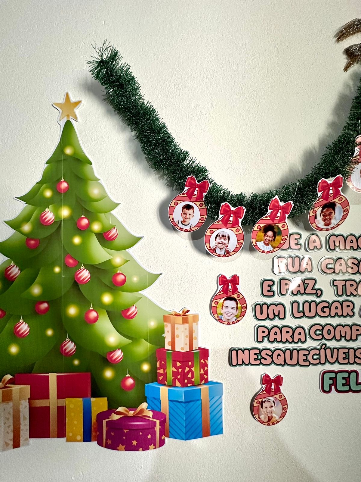Decoração de Mesa de Natal: Tags e Marcadores para Imprimir