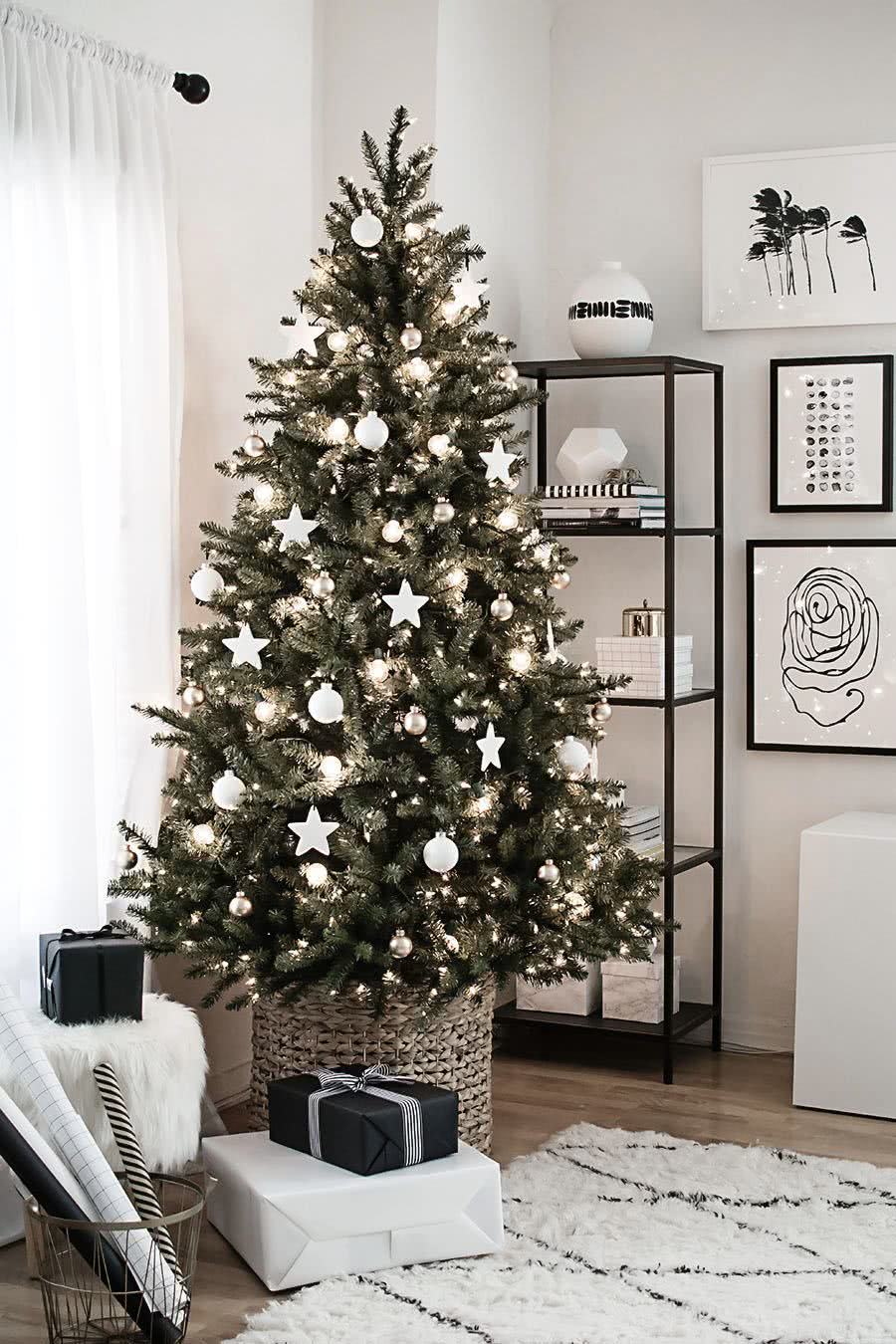 Decoração de Natal para Apartamentos Pequenos: Maximizando o Espaço