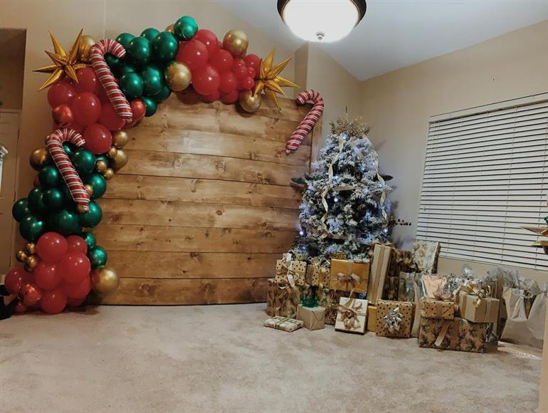 decoração de natal simples para parede com tnt