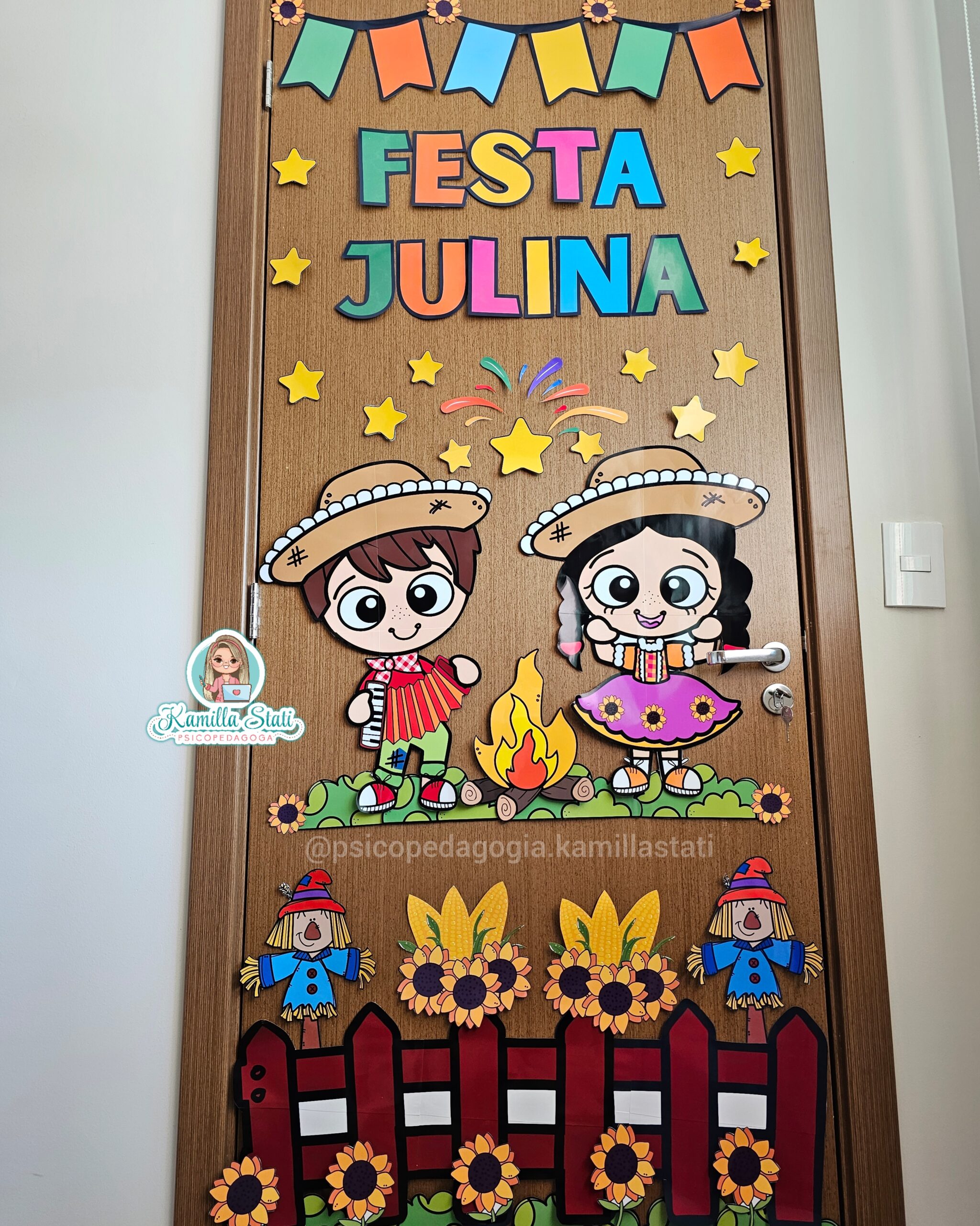 decoração de porta festa junina