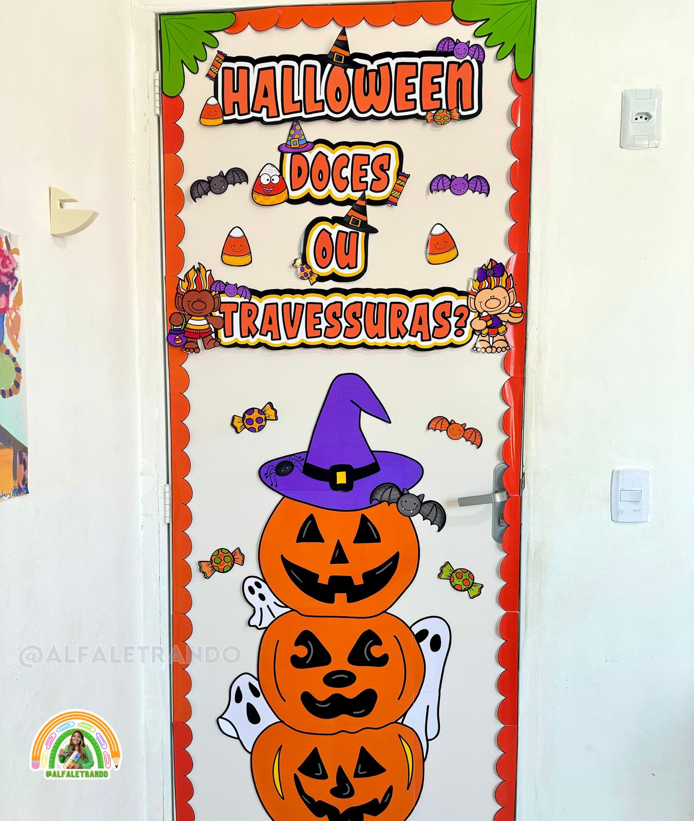 decoração de porta halloween