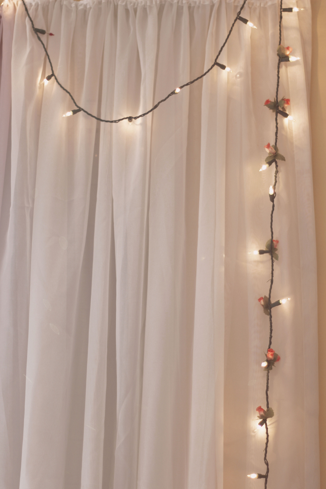 como usar pisca pisca na decoração do quarto