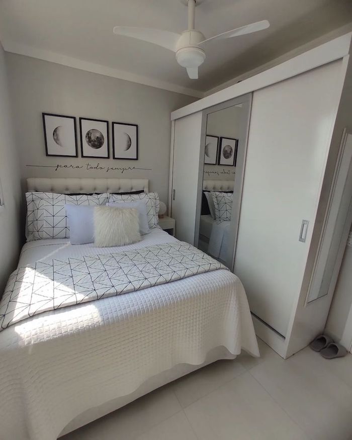 Guia Completo: Decoração de Quarto de Casal Simples e Barata; Transforme Seu Quarto de Casal: Dicas Econômicas e Aconchegantes; Decoração Minimalista para Quarto de Casal: Elegância sem Gastar Muito; Como Criar um Quarto de Casal Moderno e Aconchegante com Pouco Dinheiro; Ideias Criativas para Decorar o Quarto de Casal de Forma Econômica