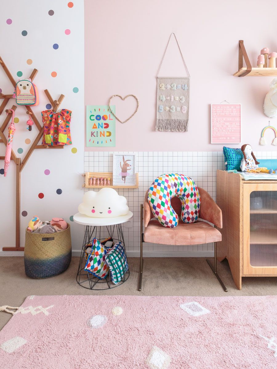 como economizar na decoração quarto infantil feminino