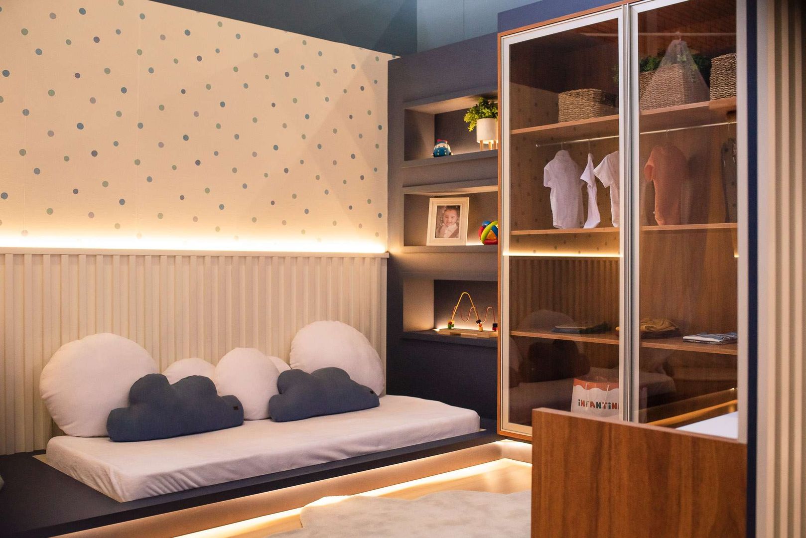 erros comuns decorar quarto autista evitar