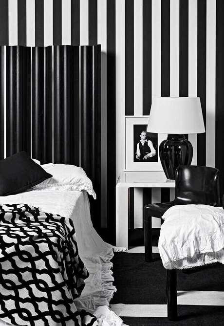 quarto preto e branco elegante