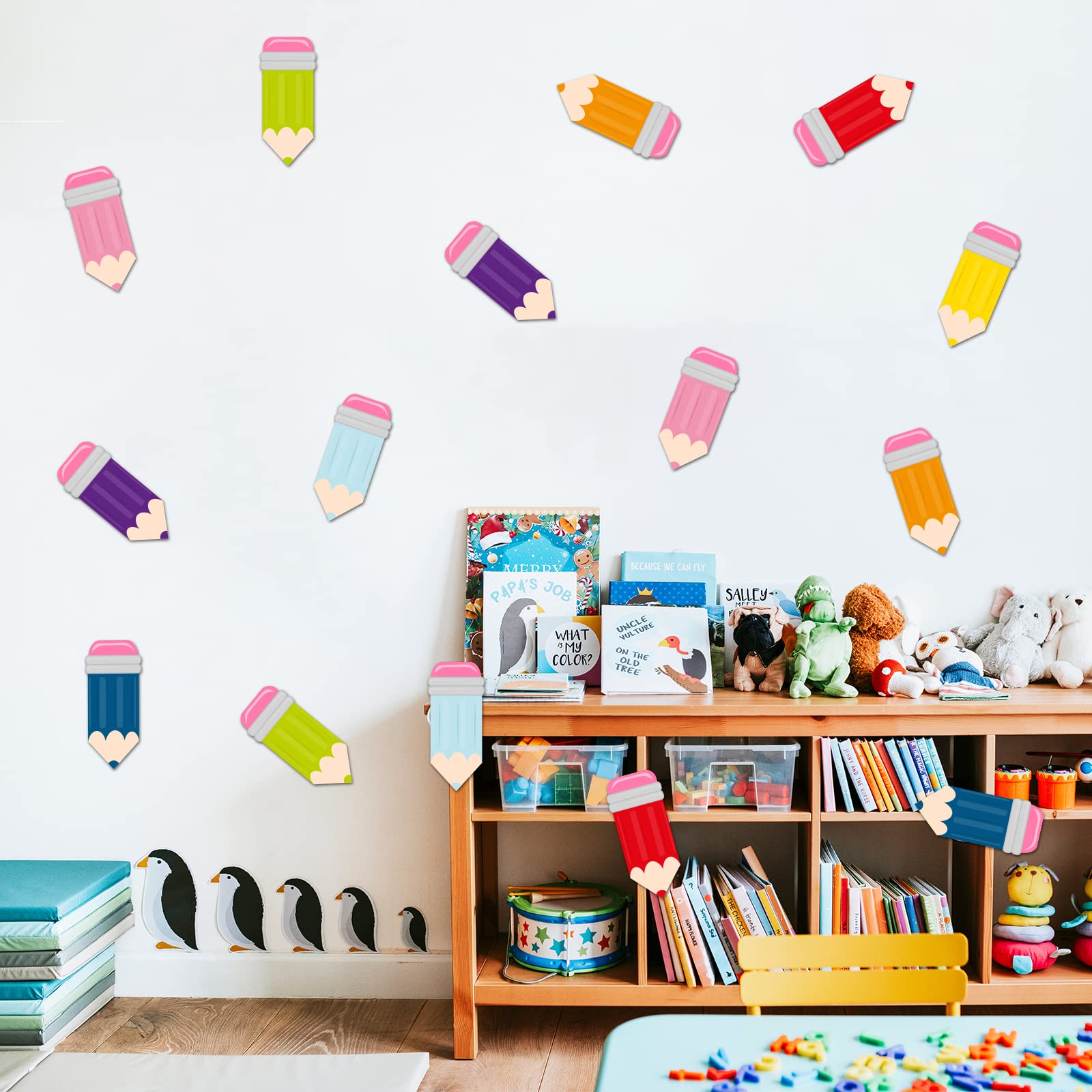 decoração tema lápis vs tema caderno sala de aula