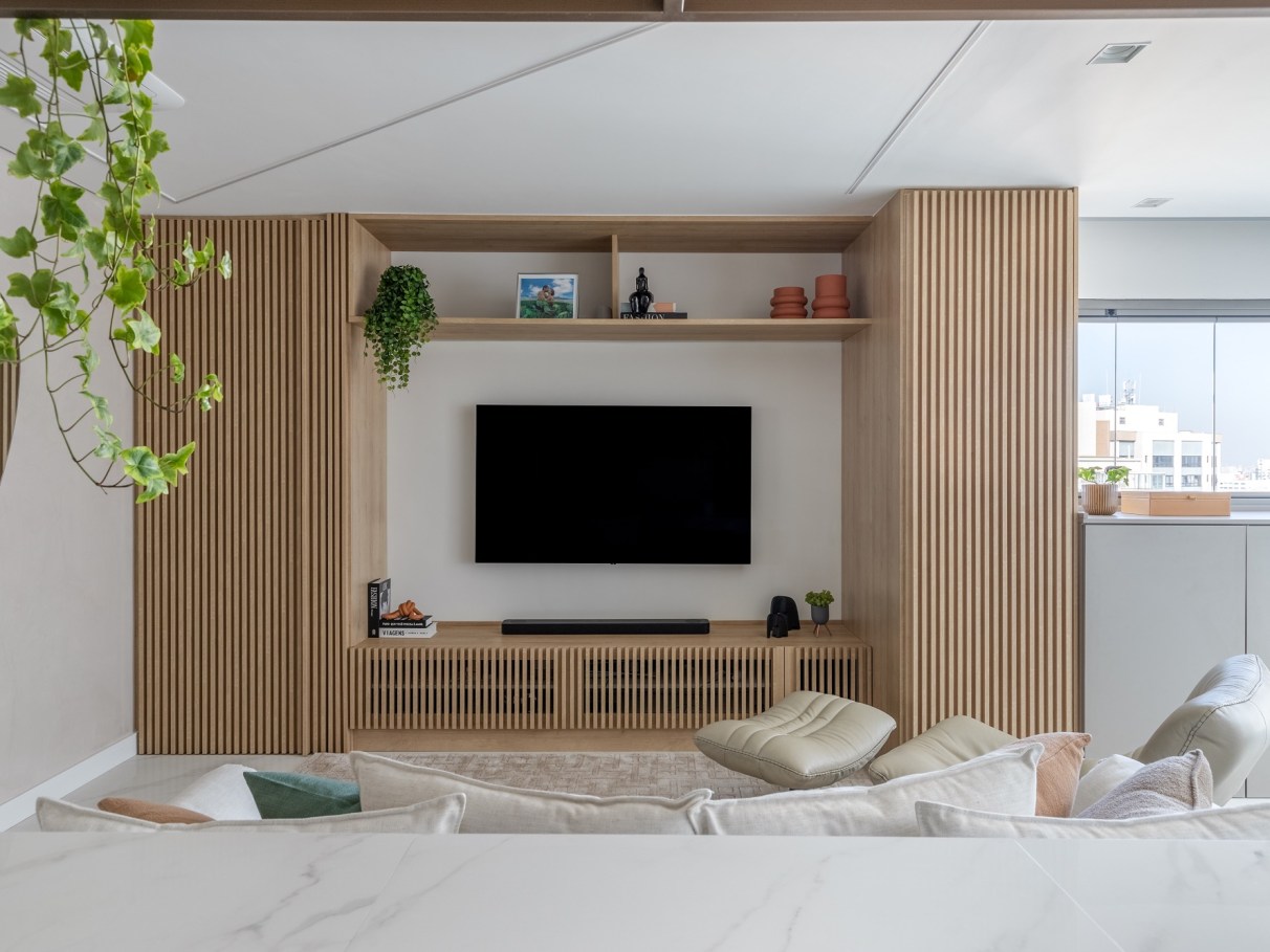 Como escolher o sofá perfeito para sua sala de TV em 2026