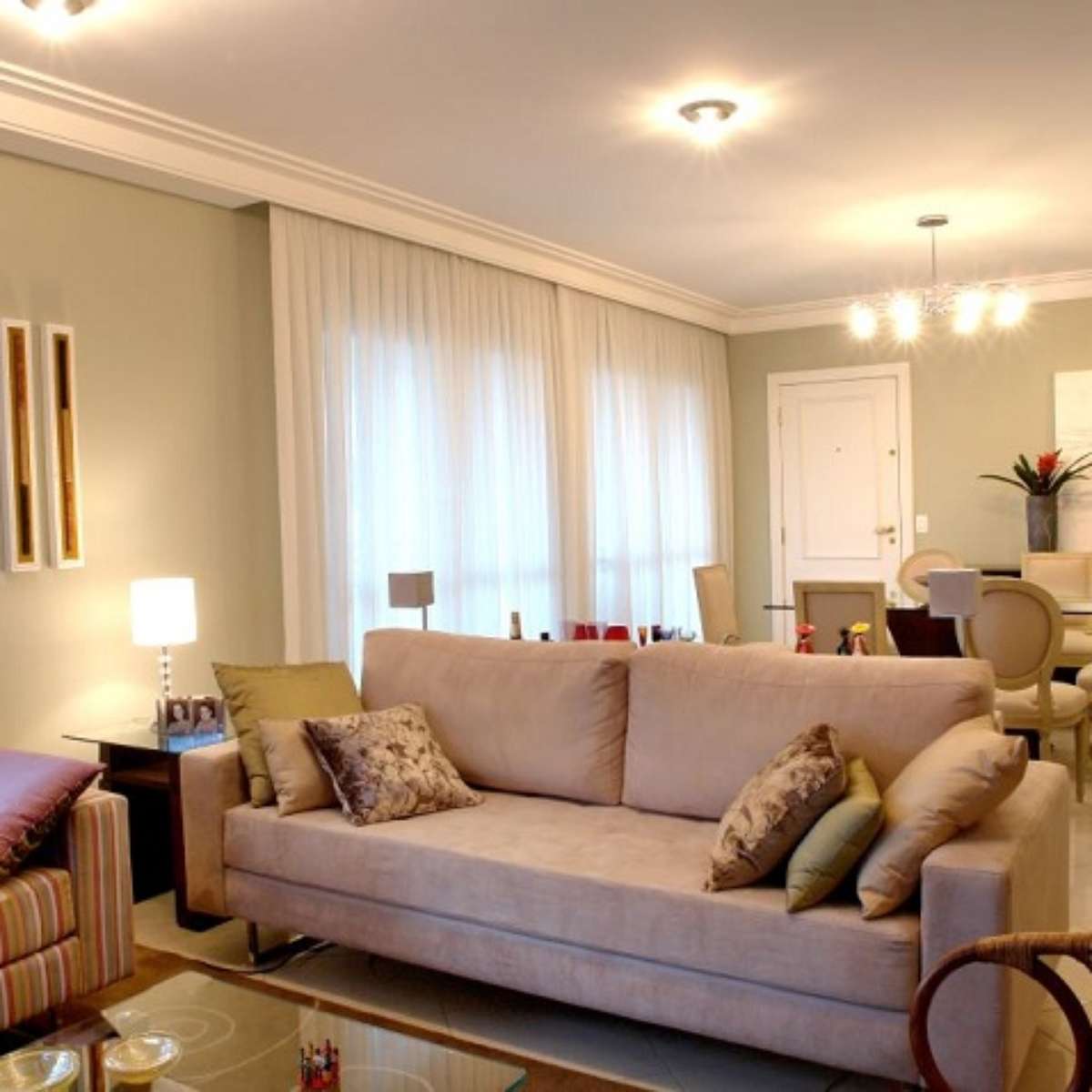 Como Escolher o Sofá Perfeito para Salas de TV Compactas