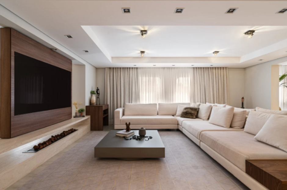 sofá de canto com chaise ou retrátil para sala pequena