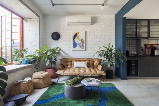 decoração de sala pequena sem sofa